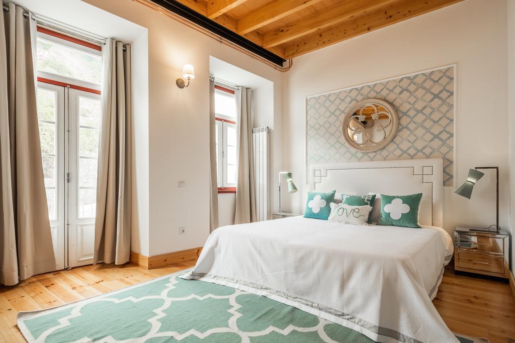 Five Senses Hostel Коїмбра Номер фото