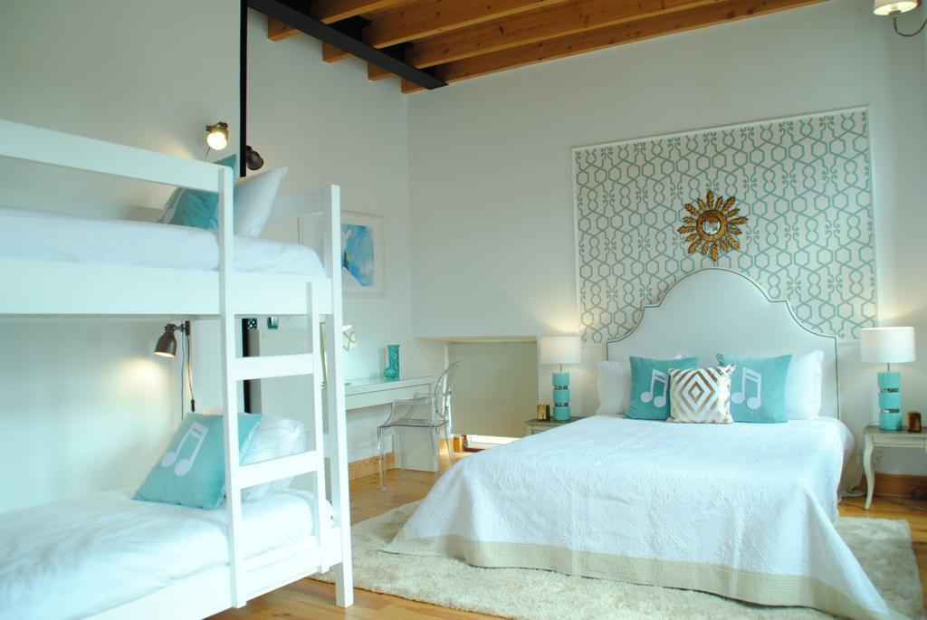 Five Senses Hostel Коїмбра Екстер'єр фото